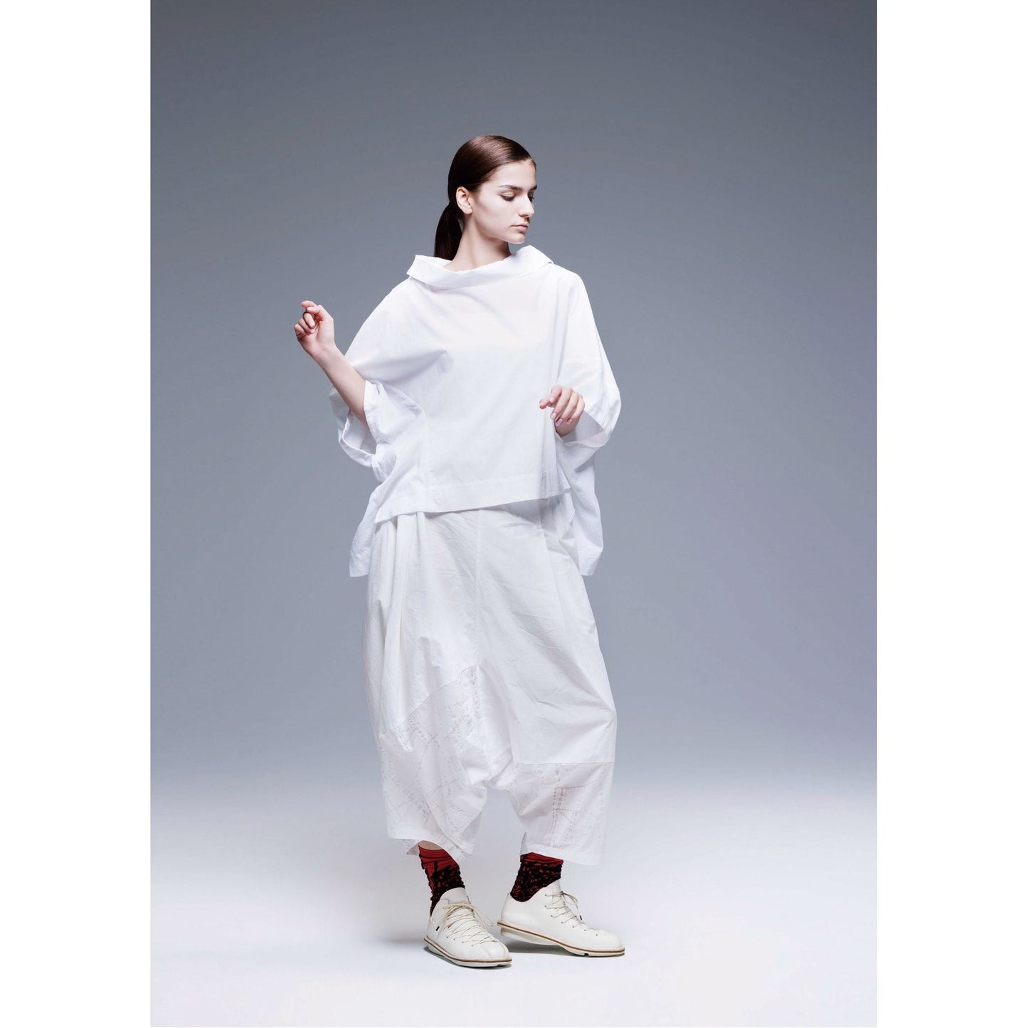 Moyuru Blouse 447 - White