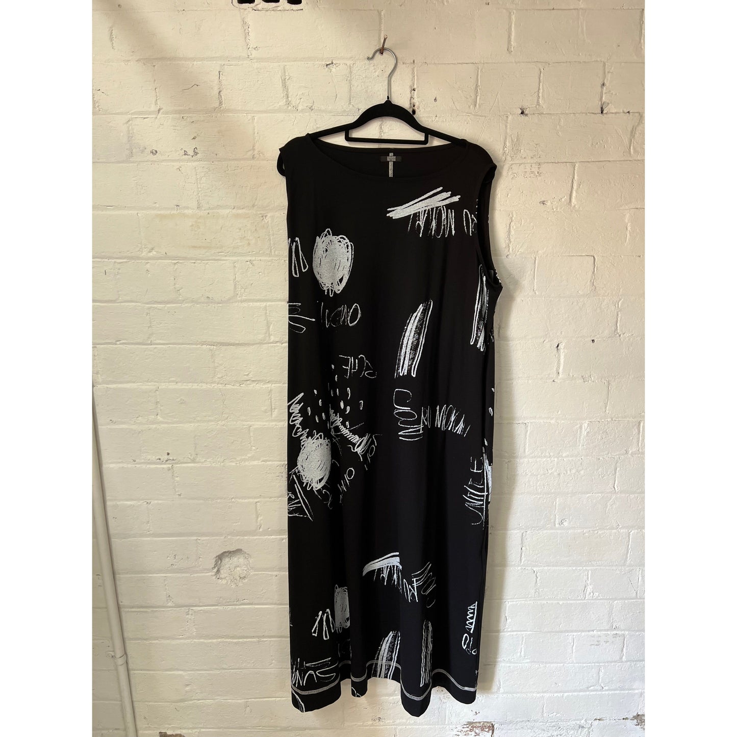 Moyuru Dress 043 - Black/White