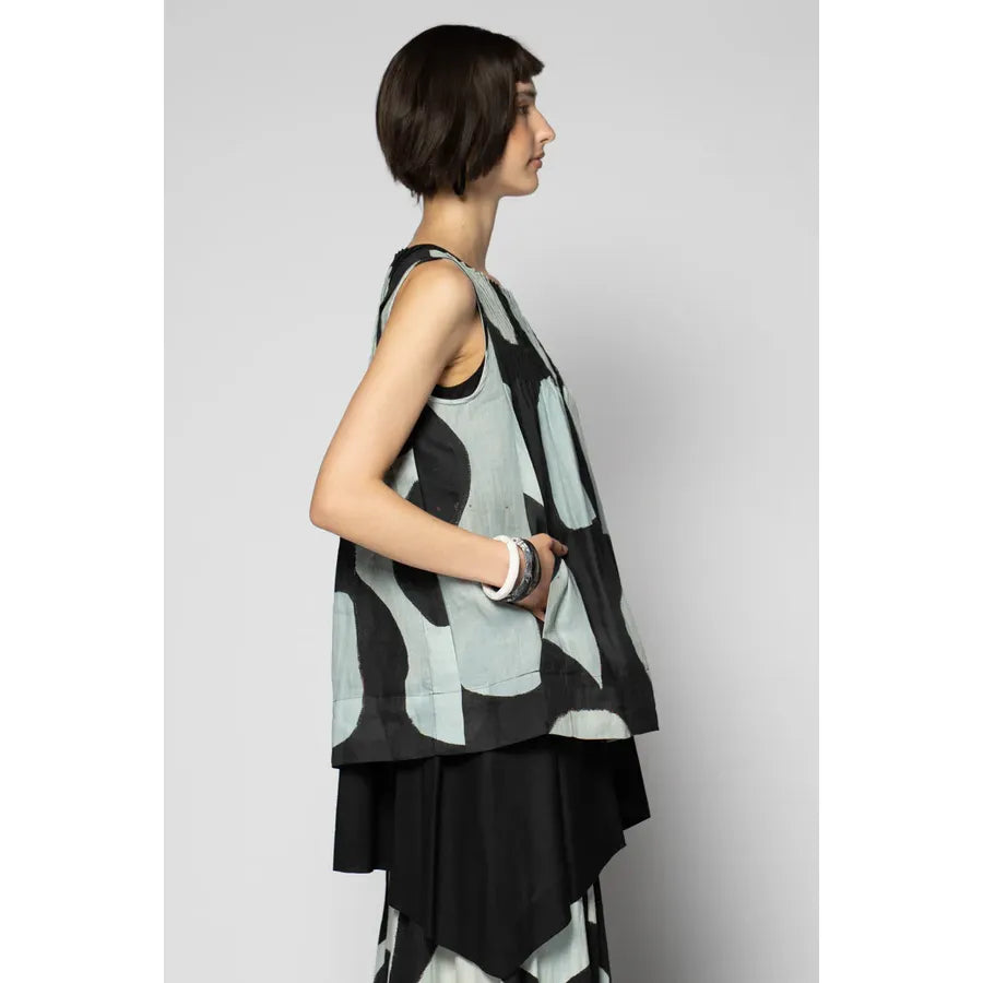 Dogstar Sumika Pin Top - Black Print