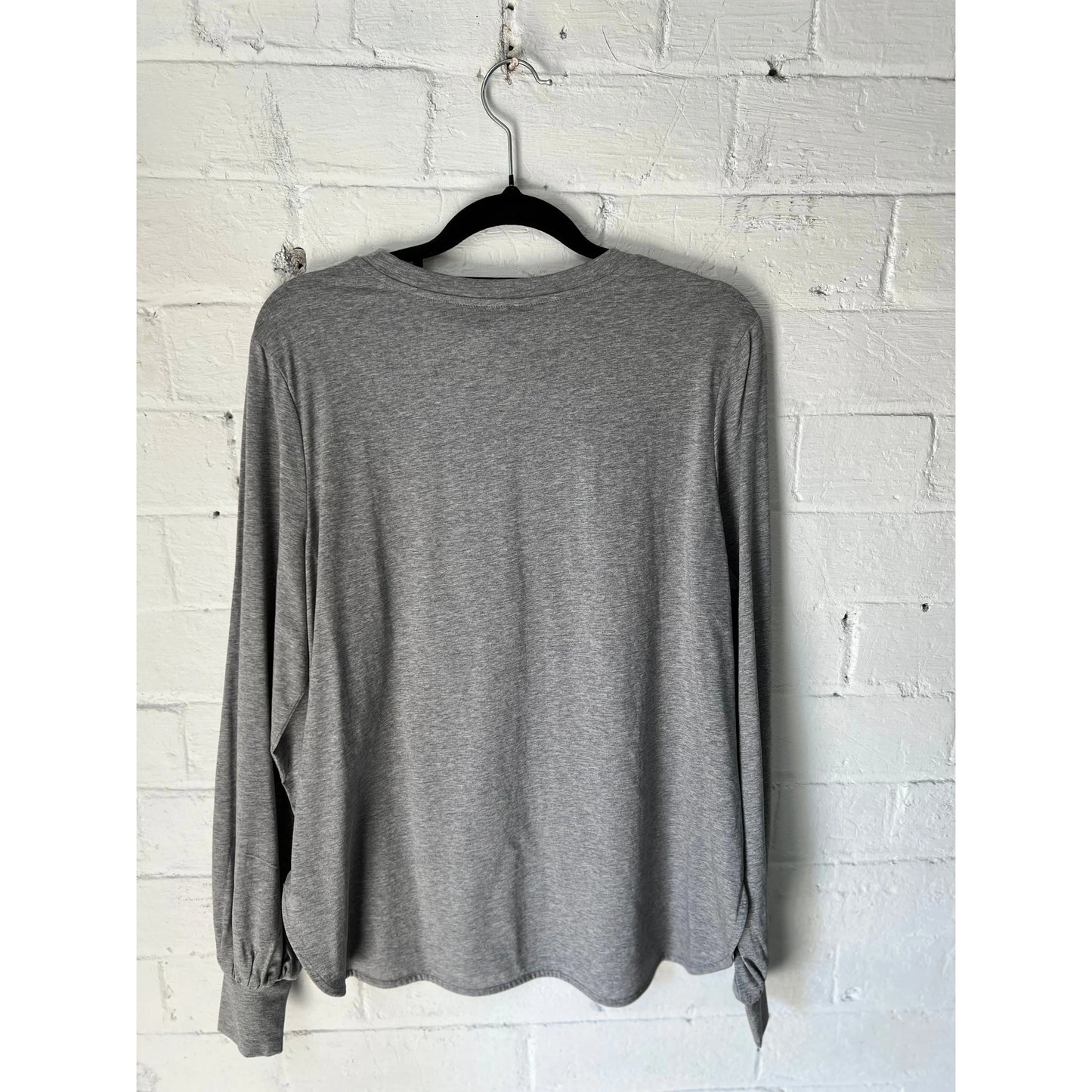 M.A Dainty Baxter Long-sleeved Tee - Grey