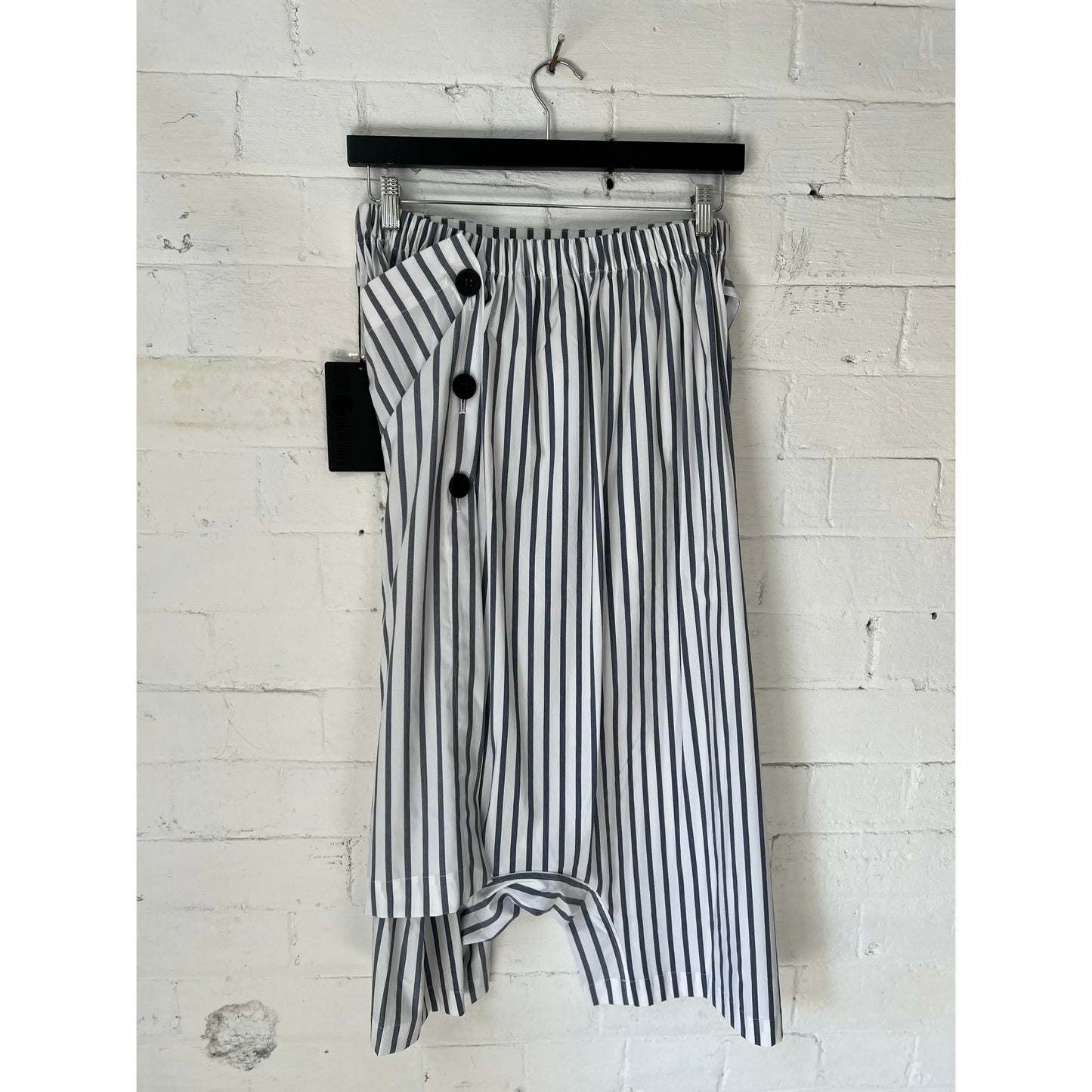 Moyuru Pants 651 - White/Grey Stripe