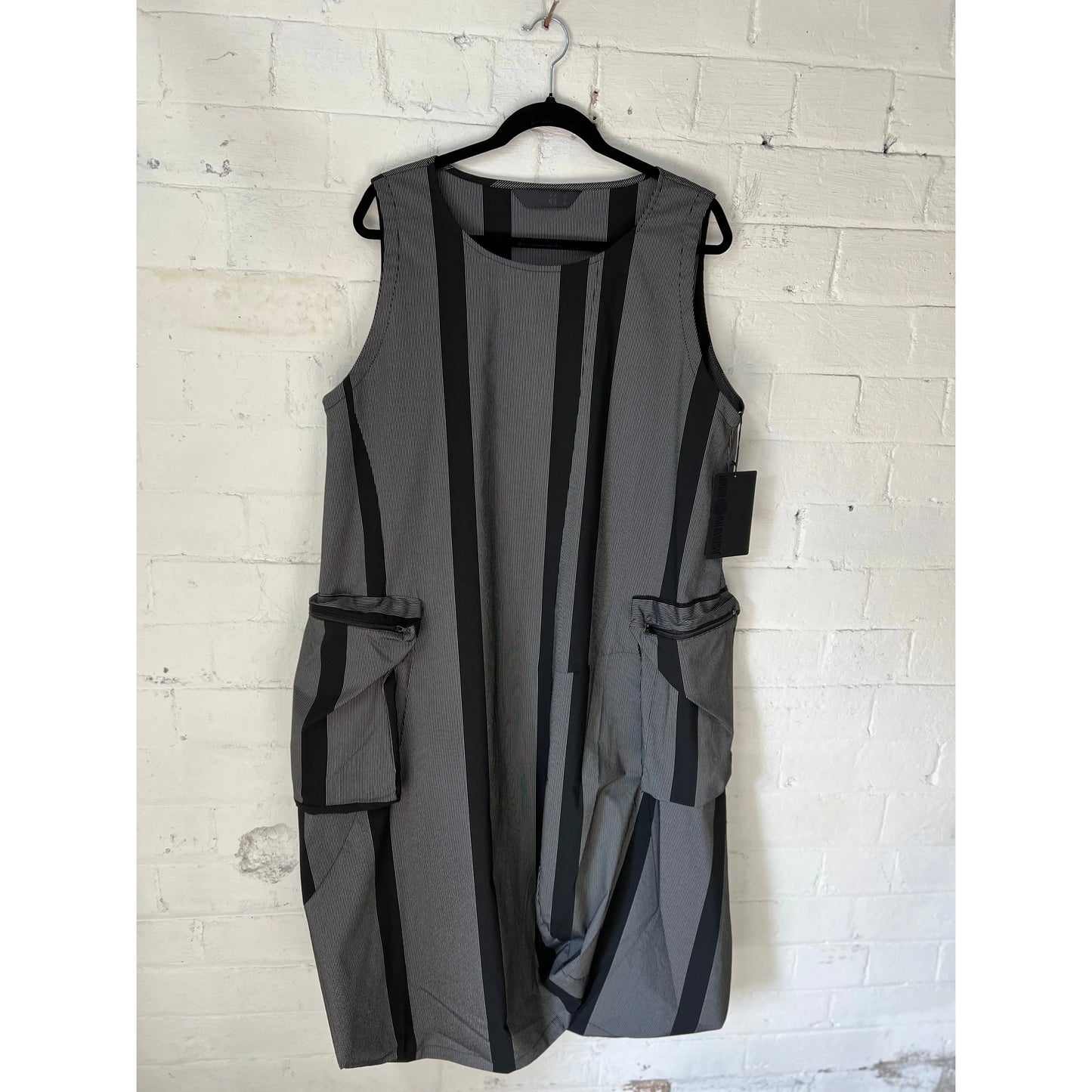 Moyuru Dress 615 - Black