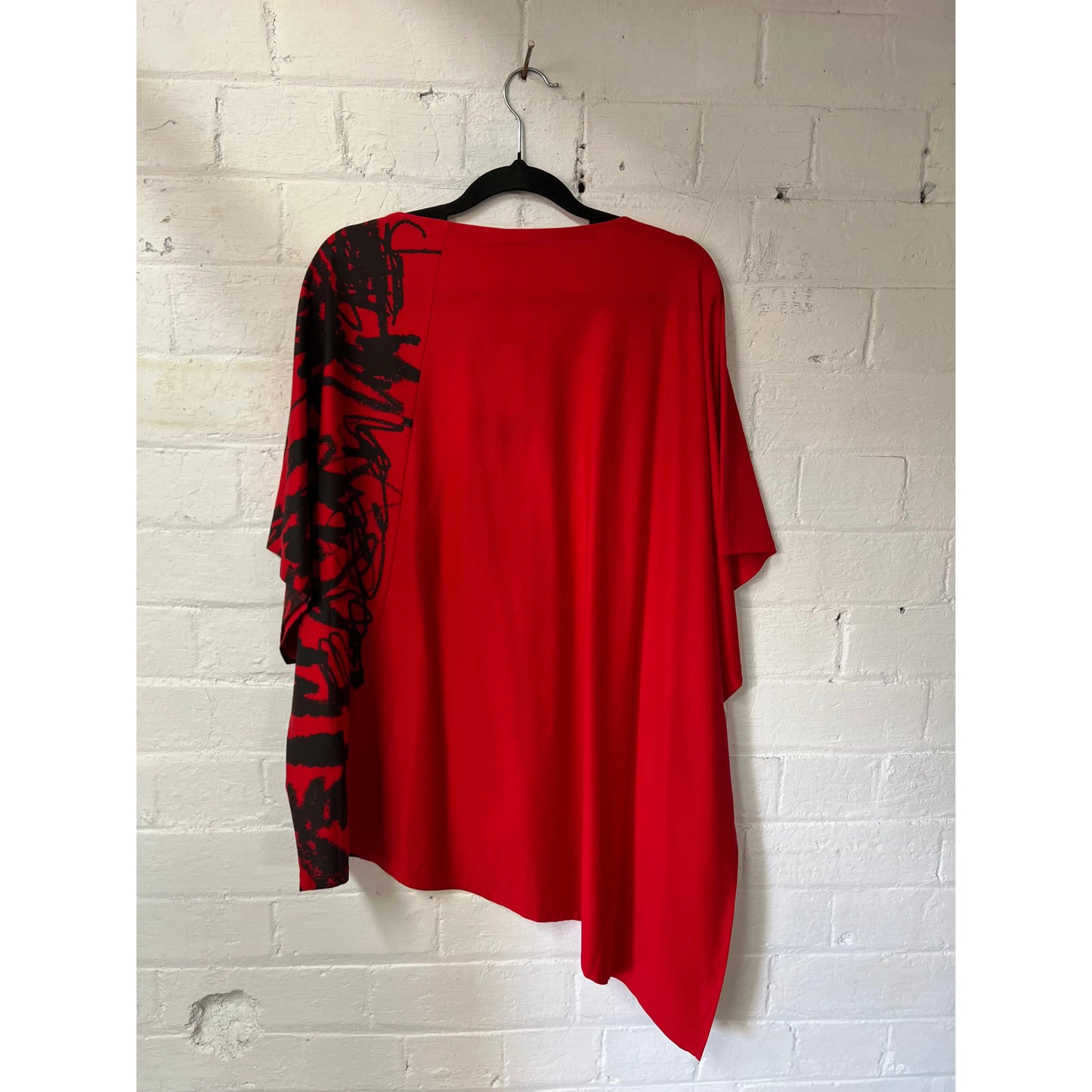 Moyuru Pullover 005 - Red/Black
