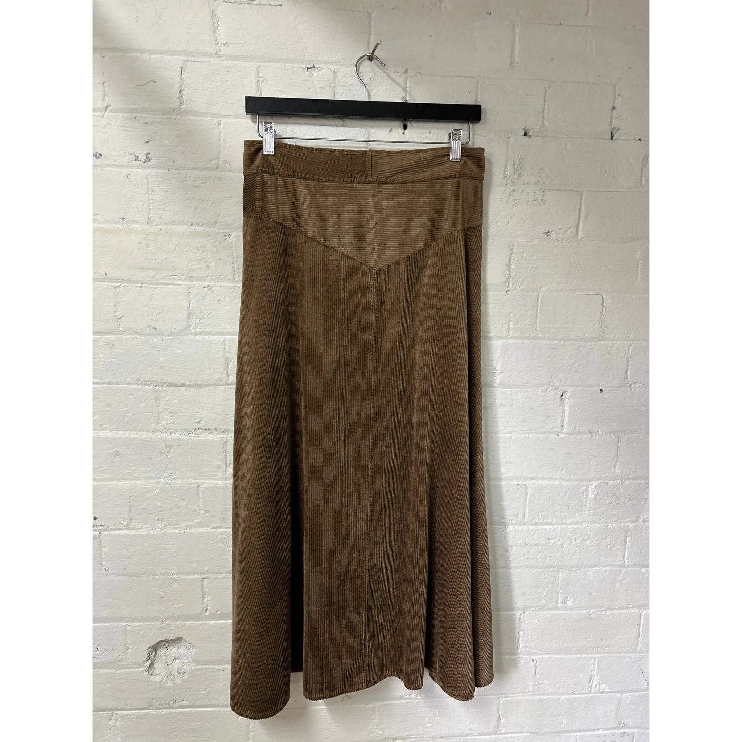 Transit Button Thru Skirt Q266