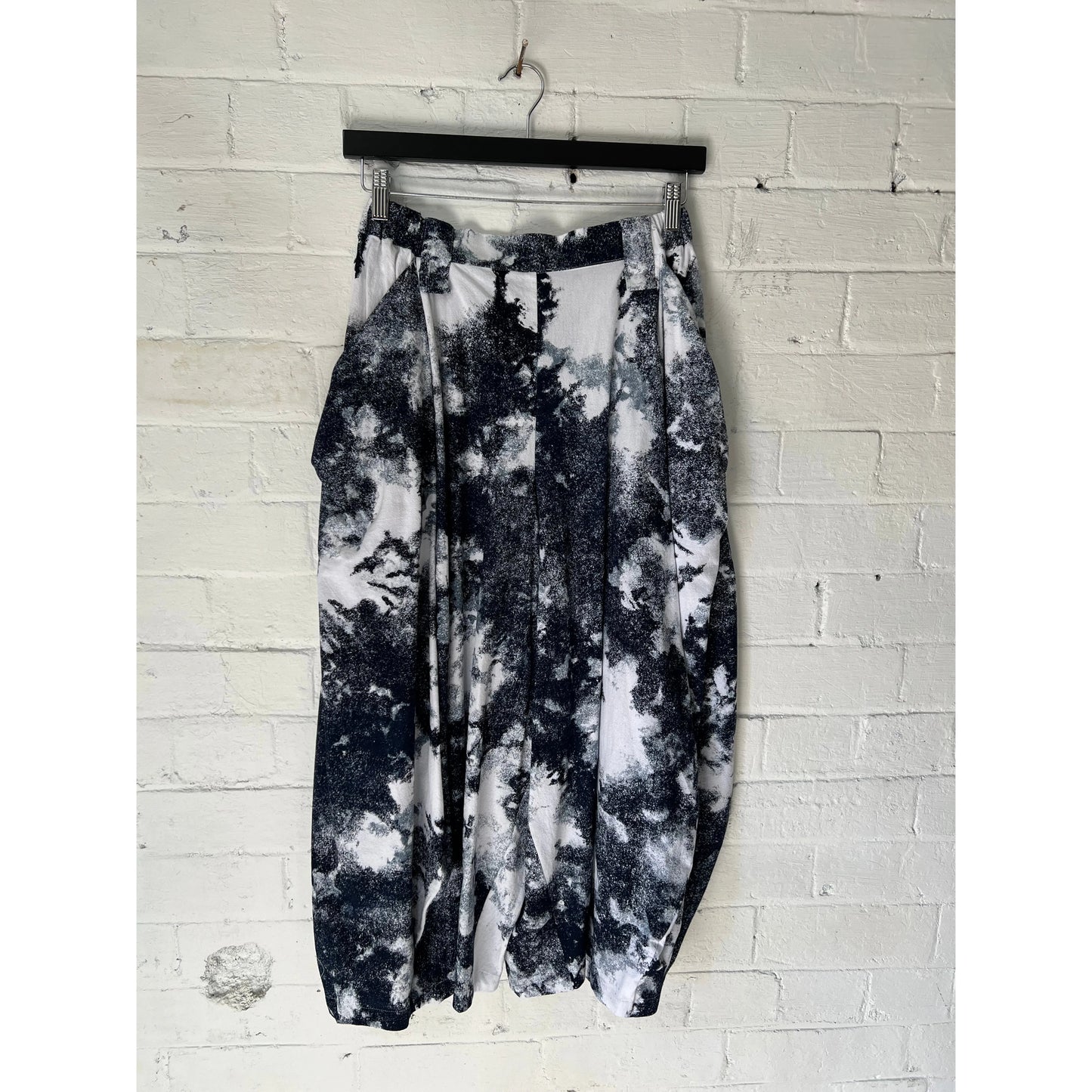 Moyuru Pants 441 - White/Navy