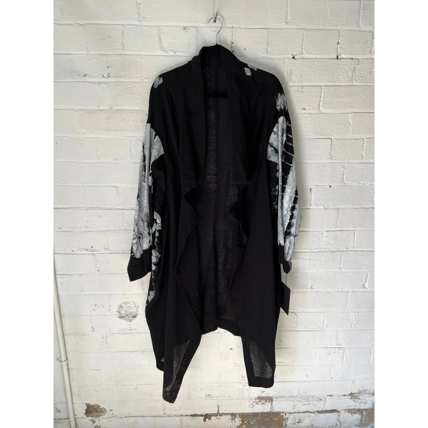 Moyuru Blouse 455 - Black/White