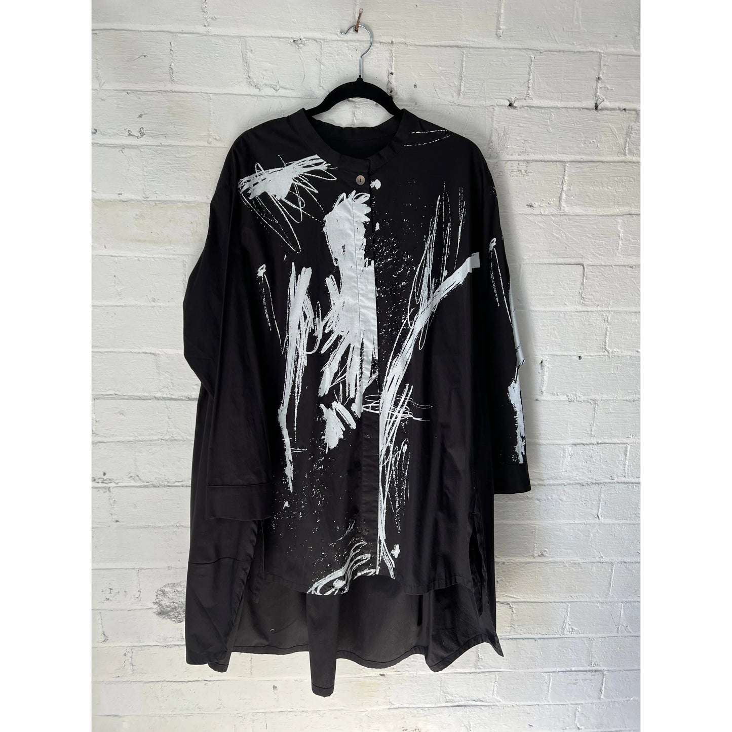 Moyuru Blouse 445 - Black/White