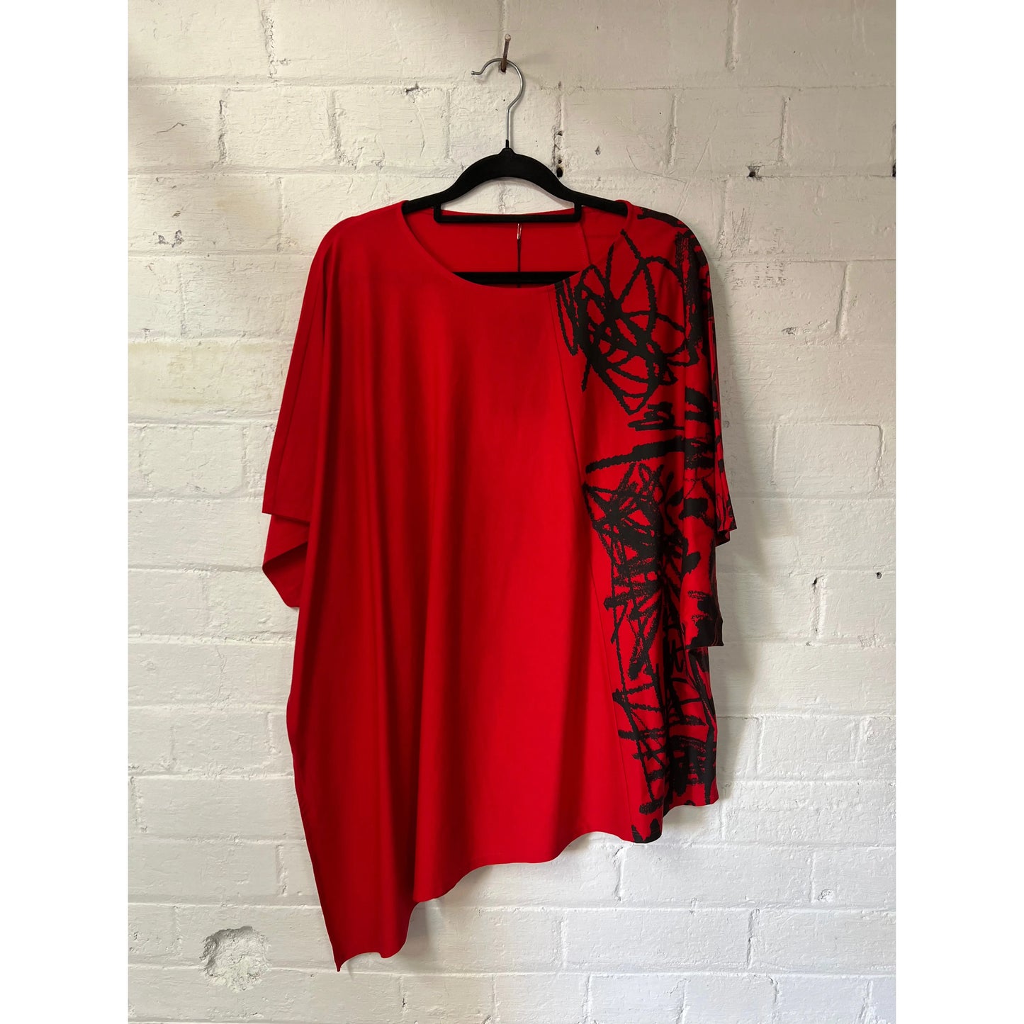 Moyuru Pullover 005 - Red/Black