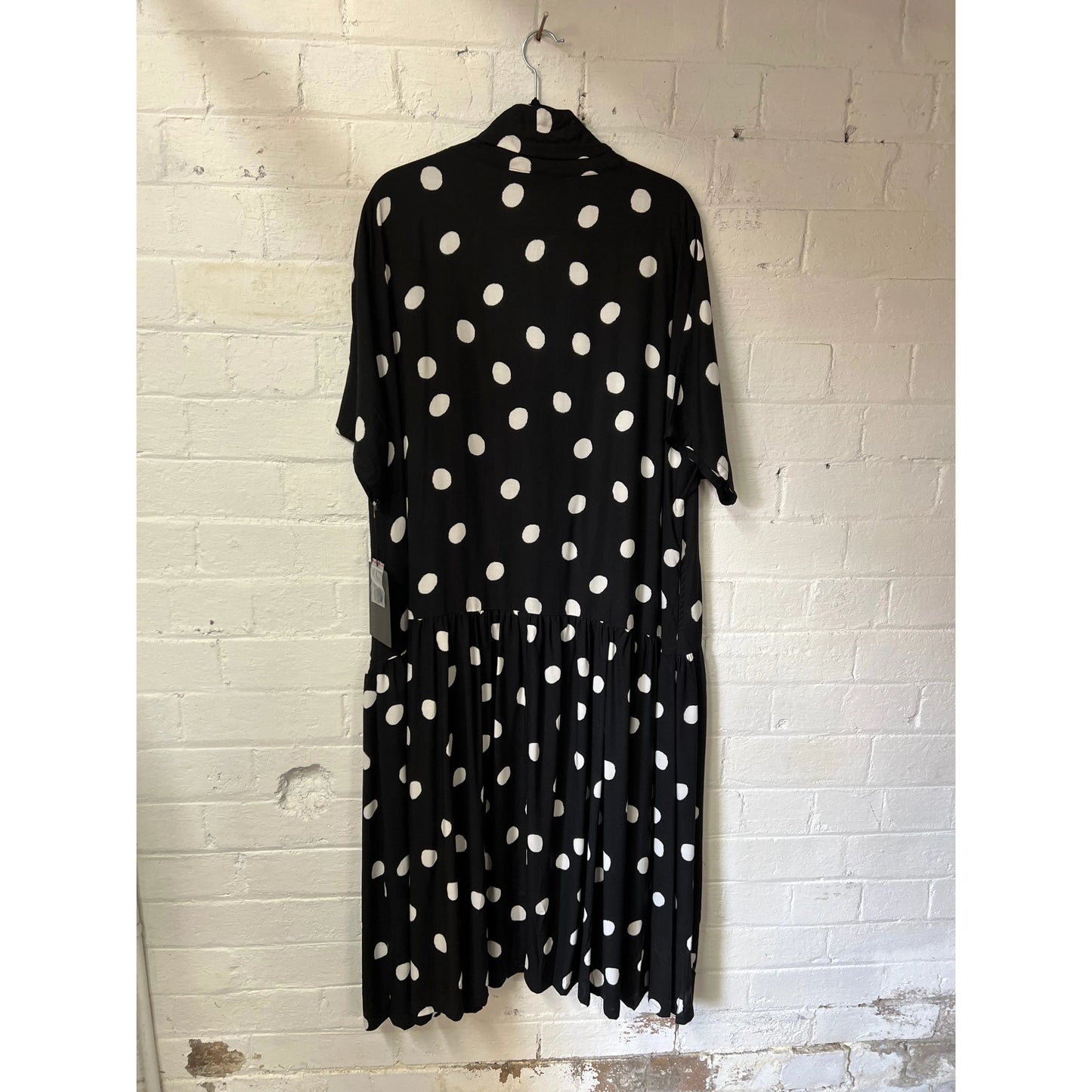 Moyuru Dress 463 - Black/White