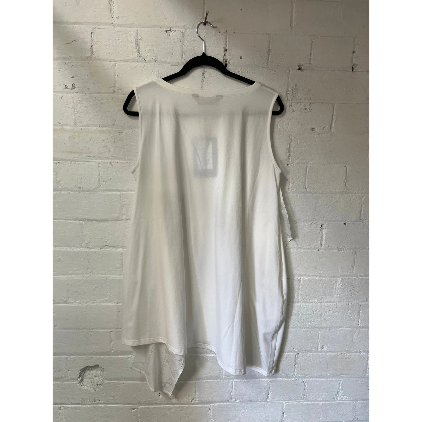 Moyuru Tunic 602 - White