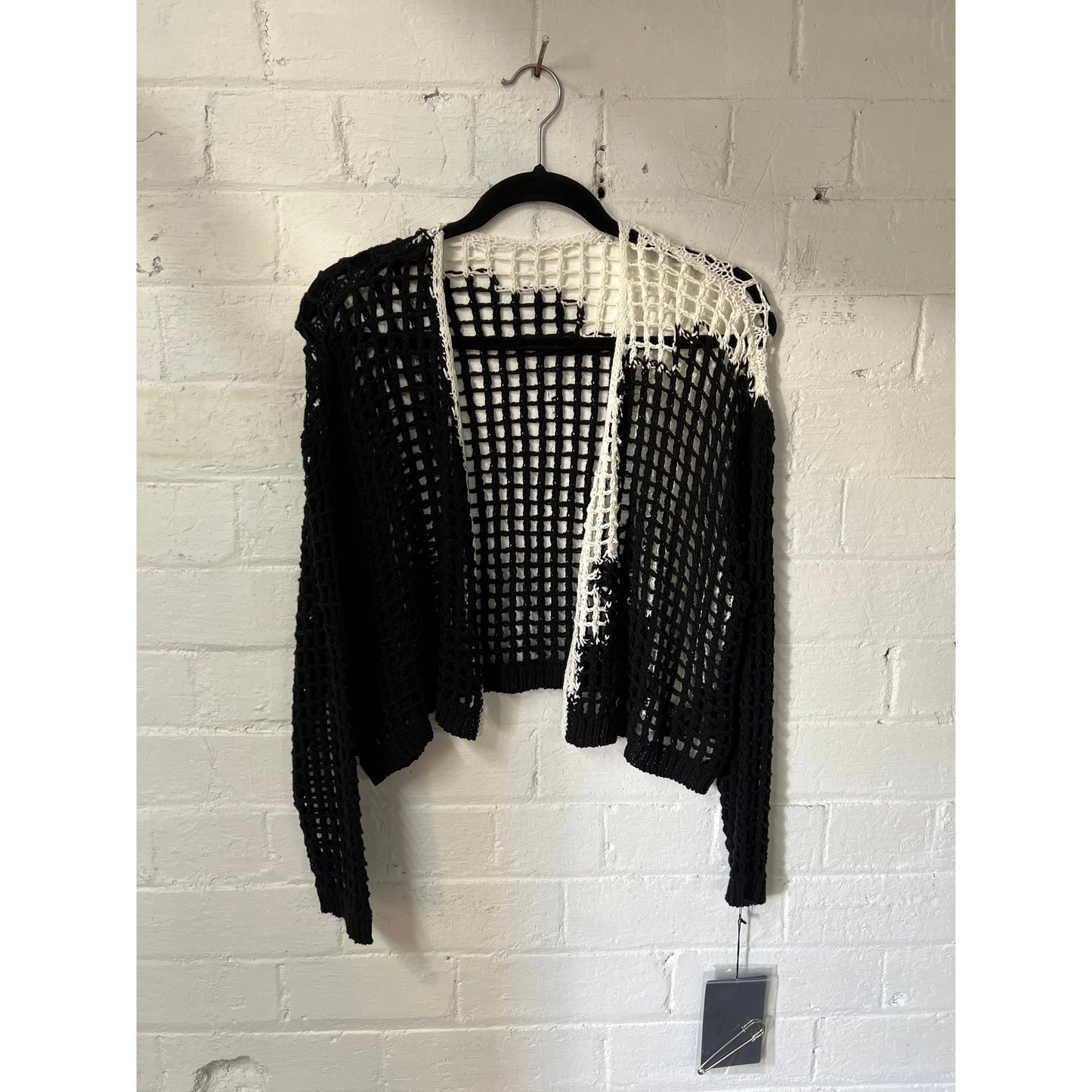 Moyuru Knit Cardigan 301 - Black/White