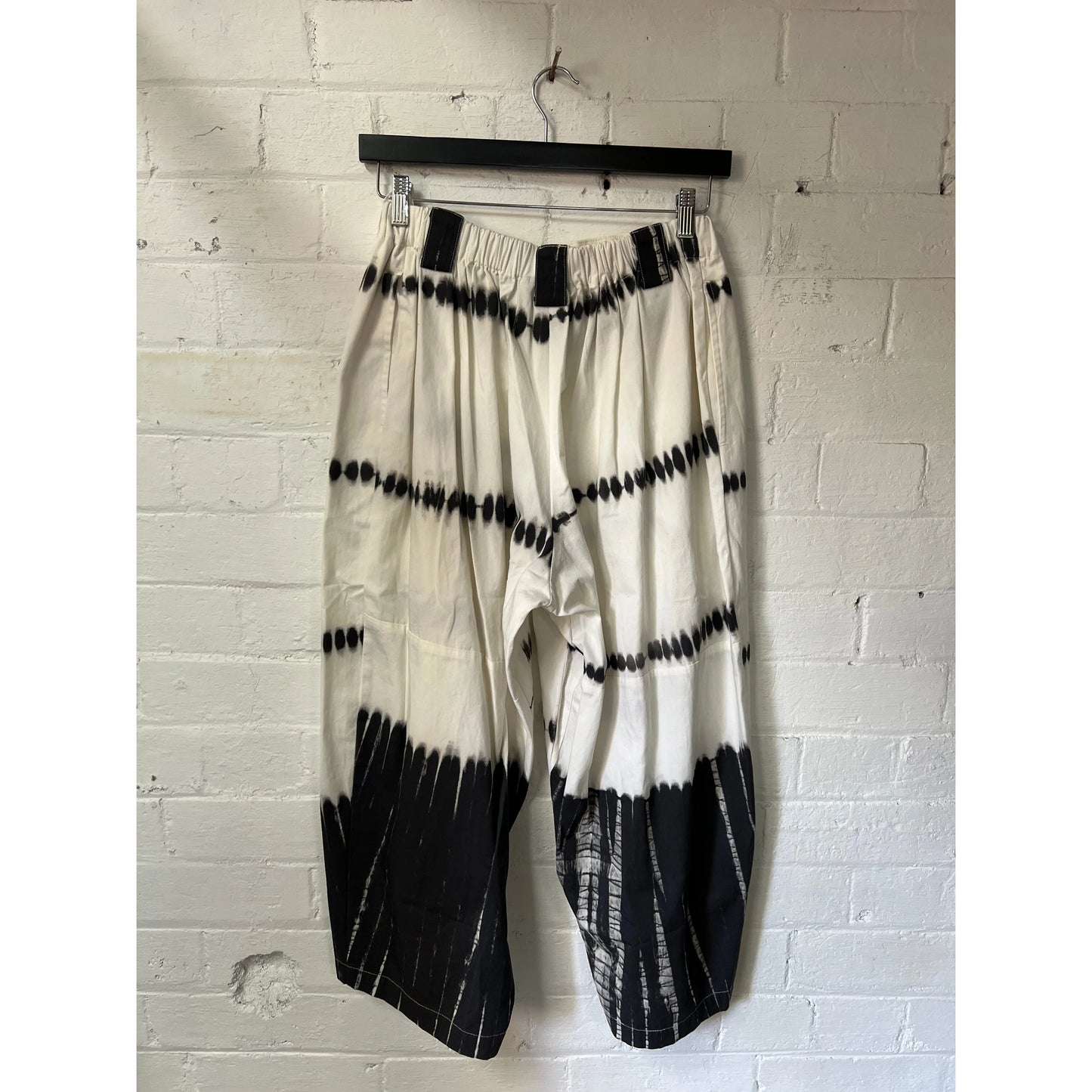 Moyuru Pants 436 - White/Black