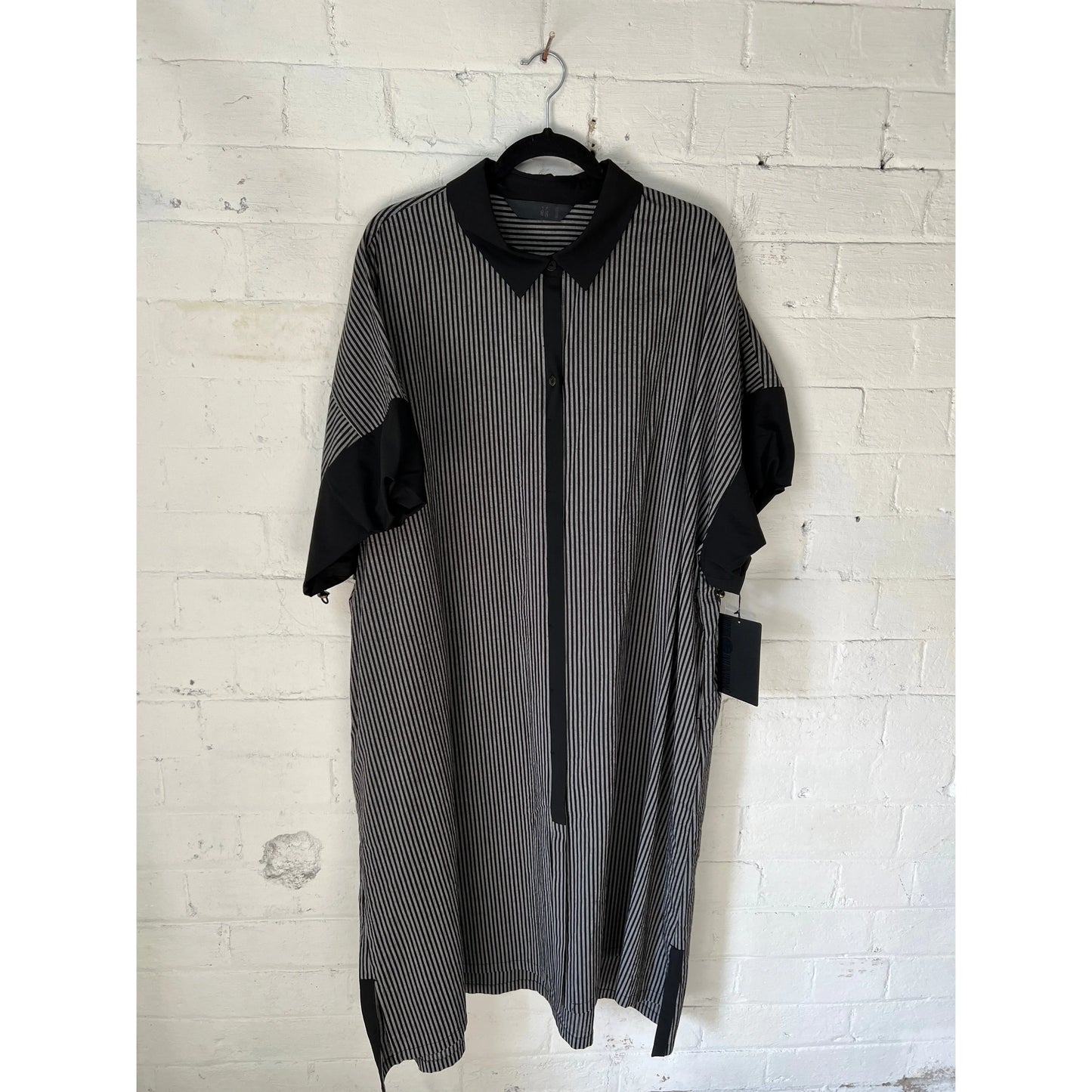 Moyuru Dress 612 - Black/Grey Stripe