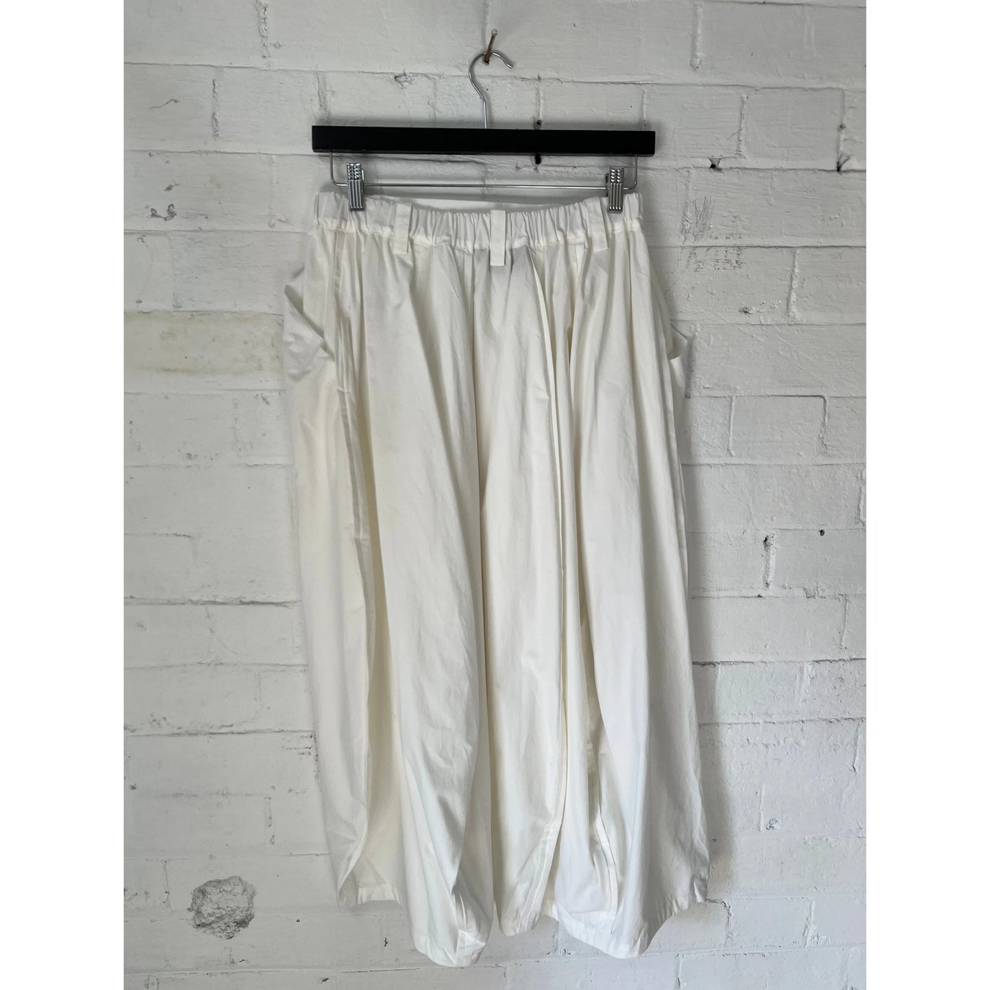 Moyuru Skirt 633 - White/White