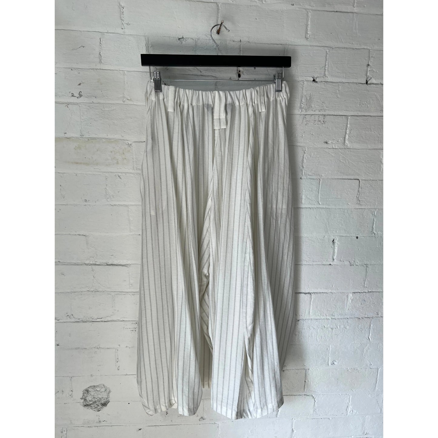 Moyuru Pants 632 - White/Stripe