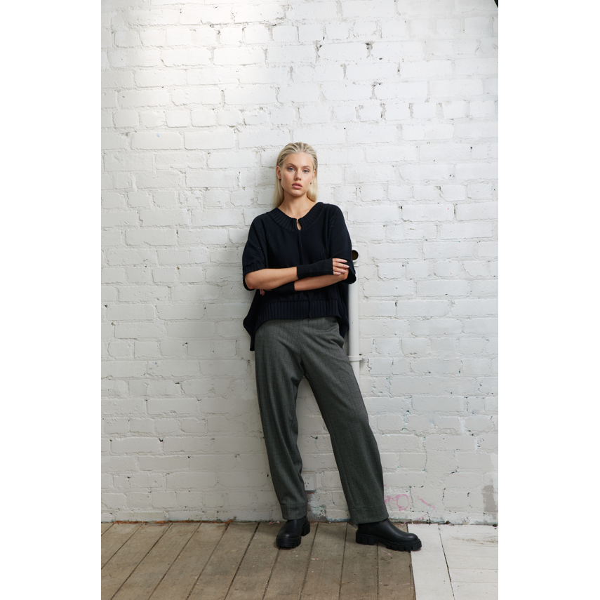 Vale and Ward Natalie Jumper - Black