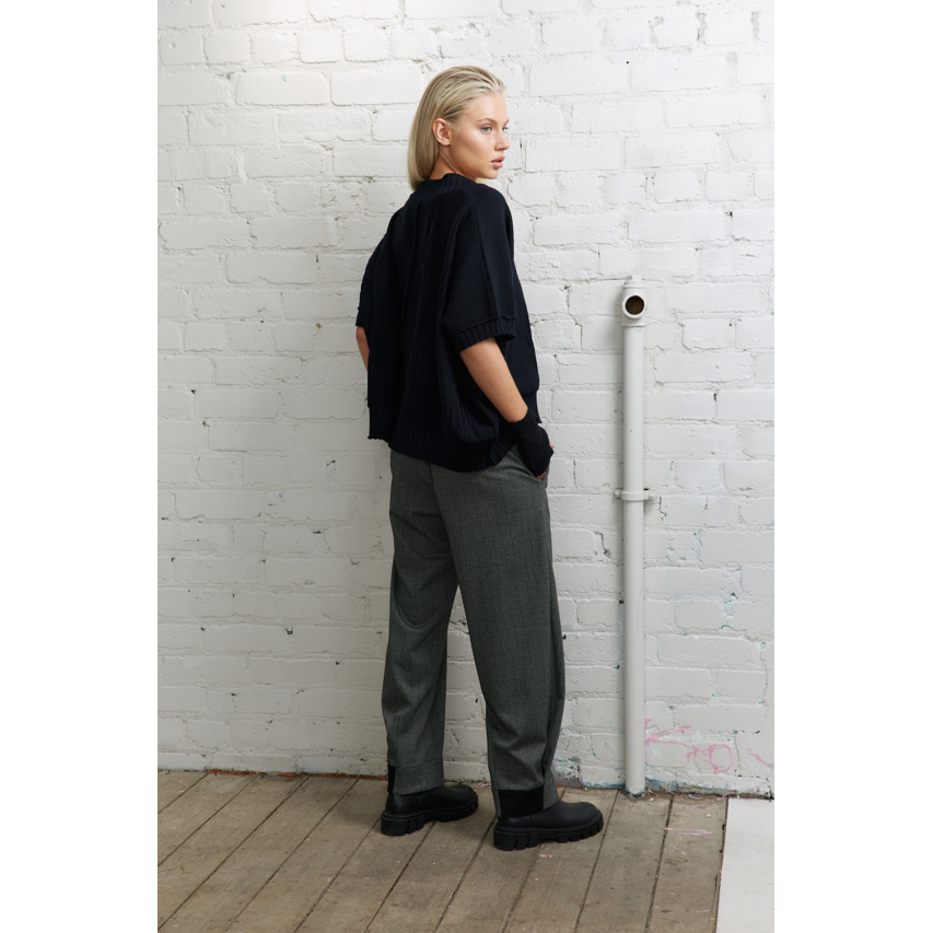 Vale and Ward Natalie Jumper - Black