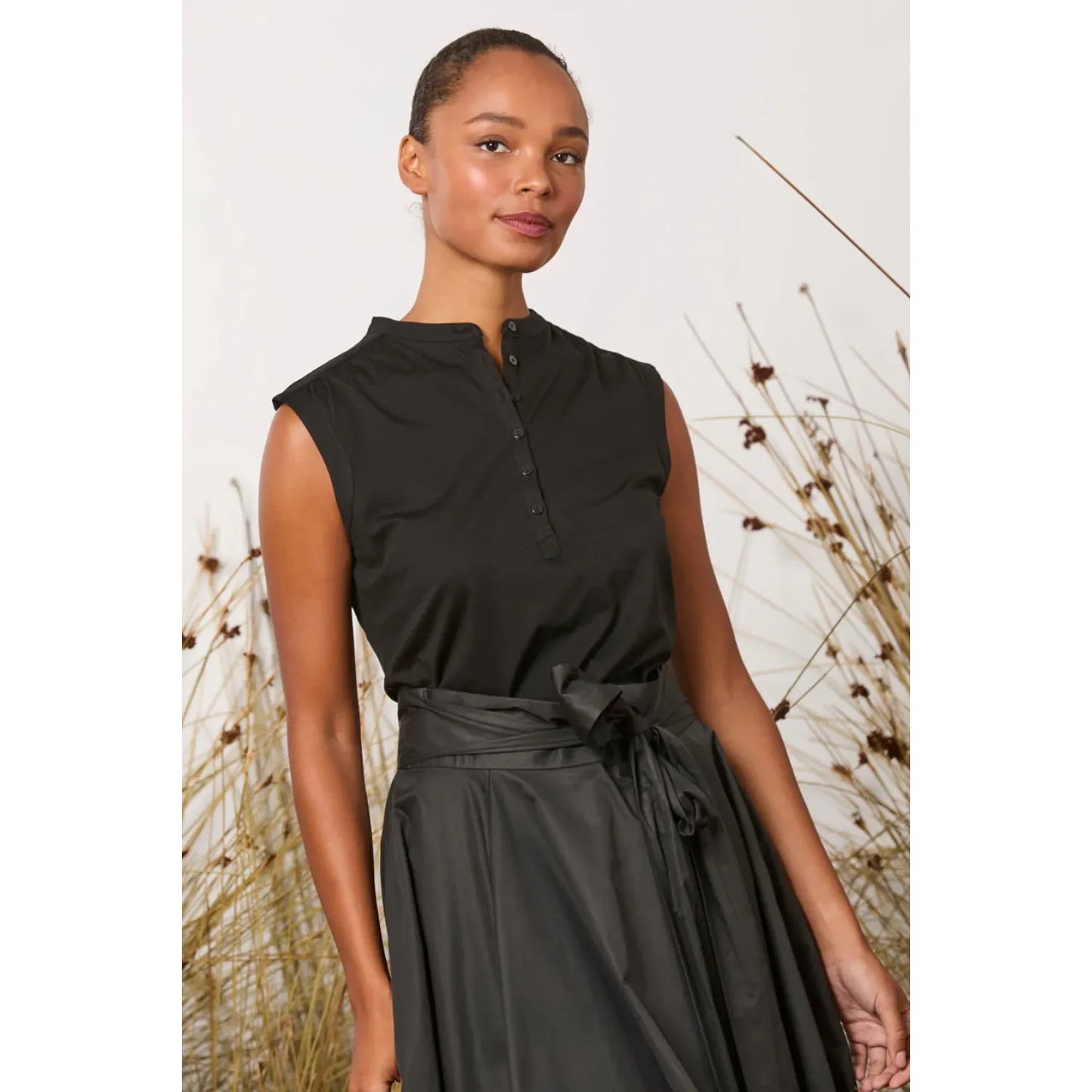 M.A Dainty Stingray Top - Black