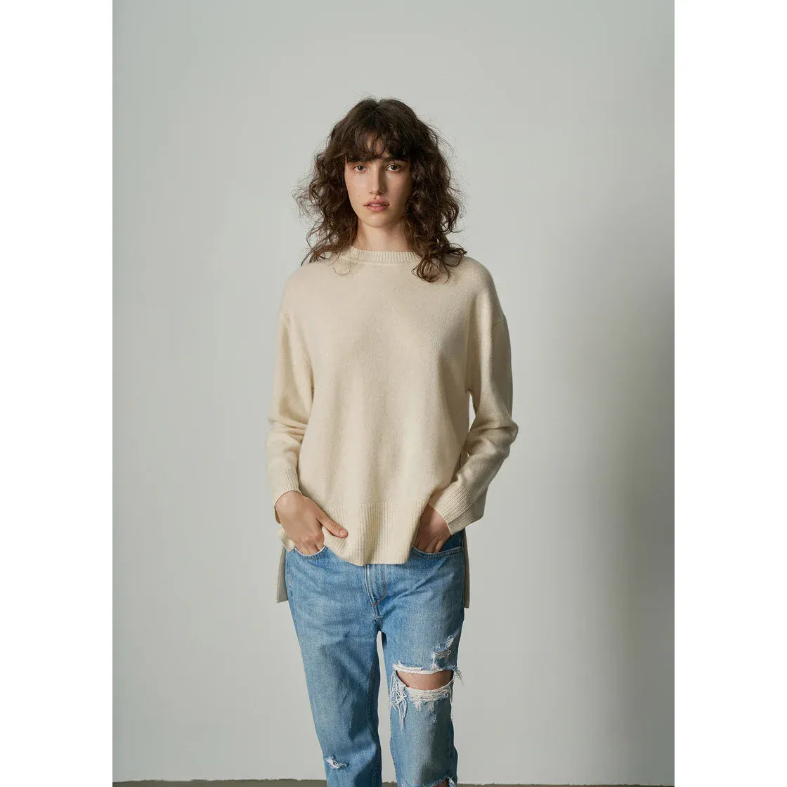 ALEGER Cashmere Oversized Long Line Crew 284 - Pearl Shell