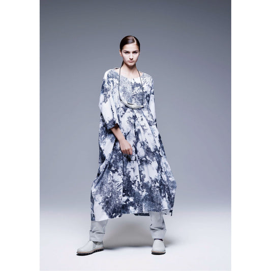 Moyuru Dress 443 - White/Navy