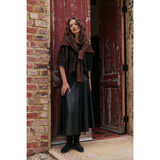 Vale and Ward Nadia Knit - Black/Brown