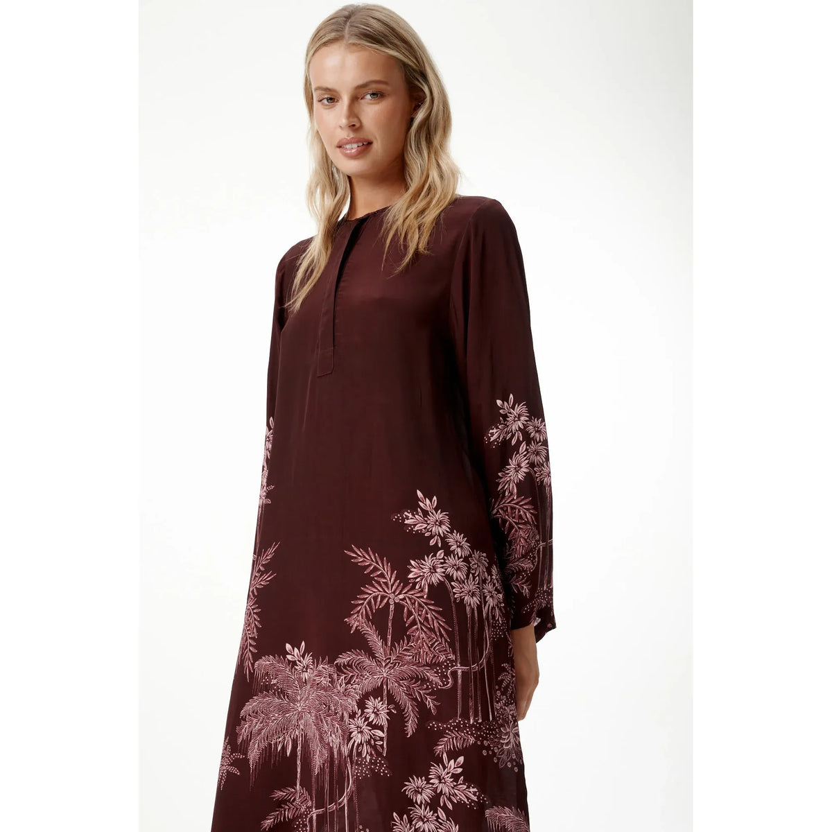 One Season Sienna Palm Dress - Sangeria