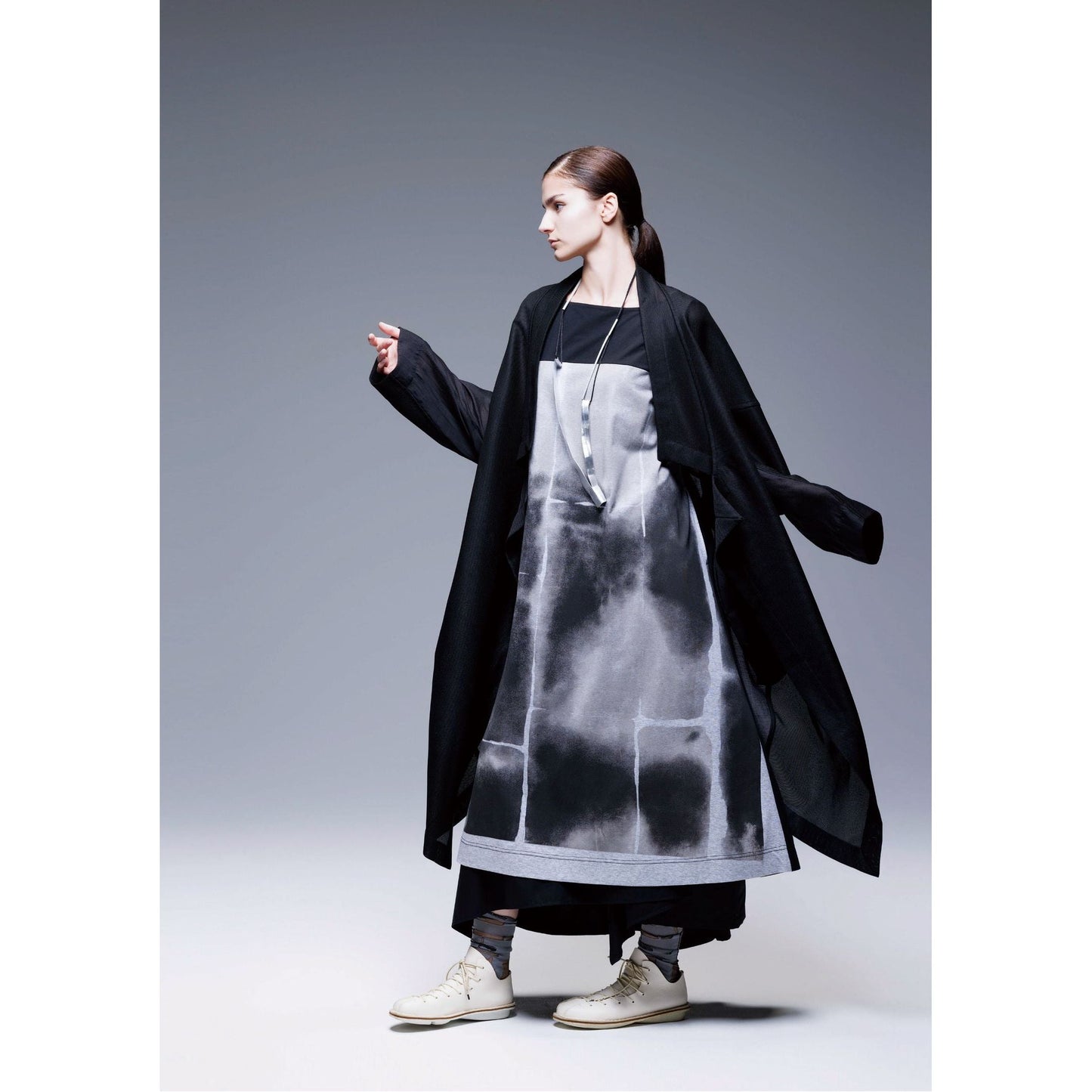 Moyuru Dress 024 - Black/Grey