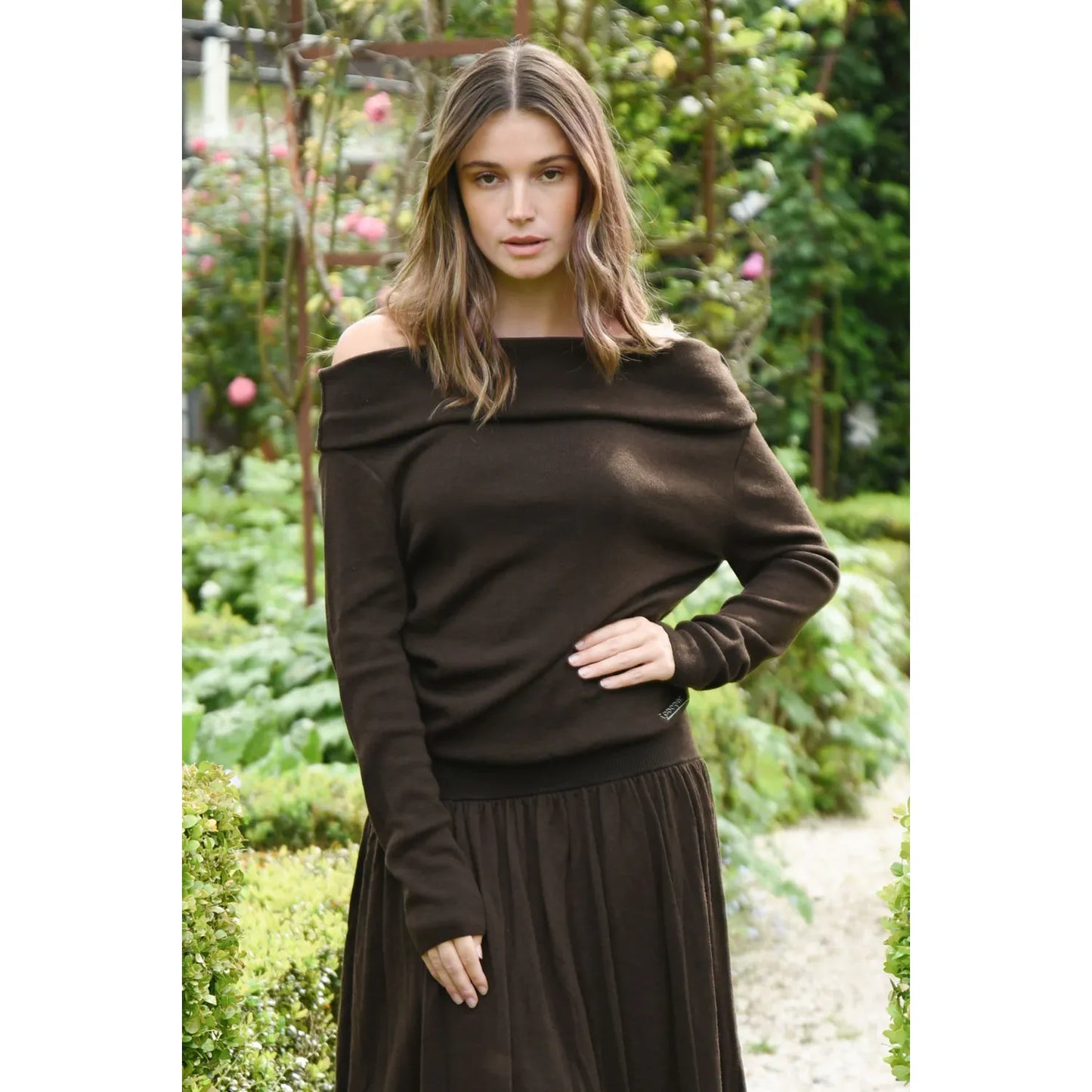 Cooper Bare Your Shoulder Top - Chocolate