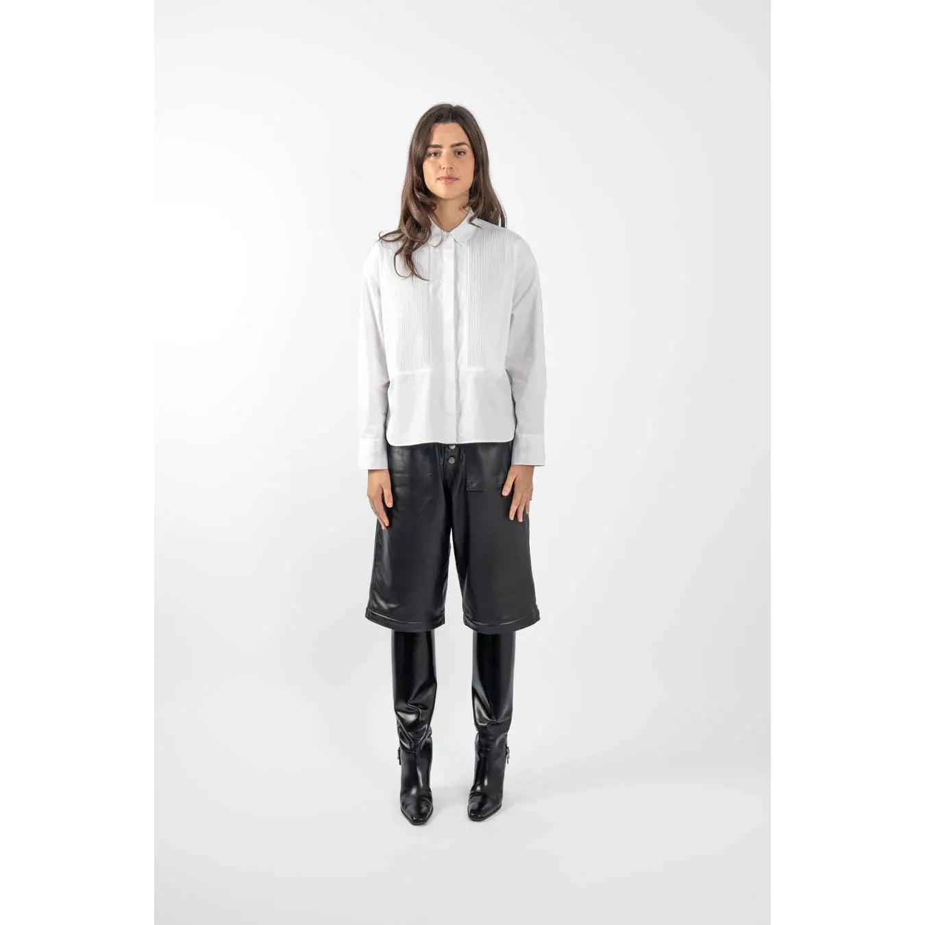 M.A Dainty Trucker - Leather