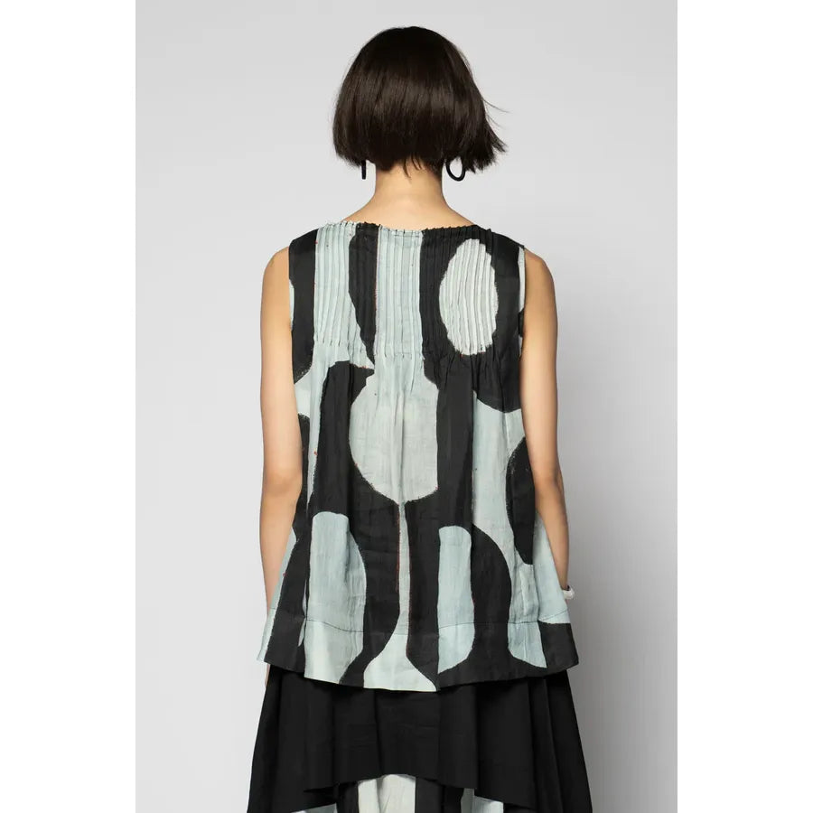 Dogstar Sumika Pin Top - Black Print