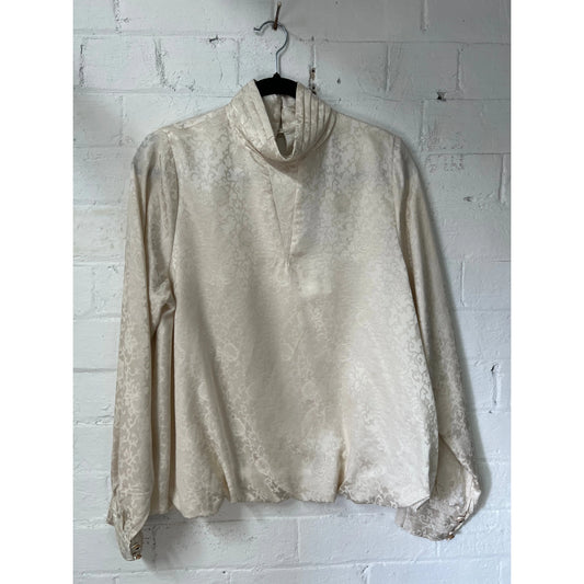 M.A Dainty Jaime Top - Ricotta