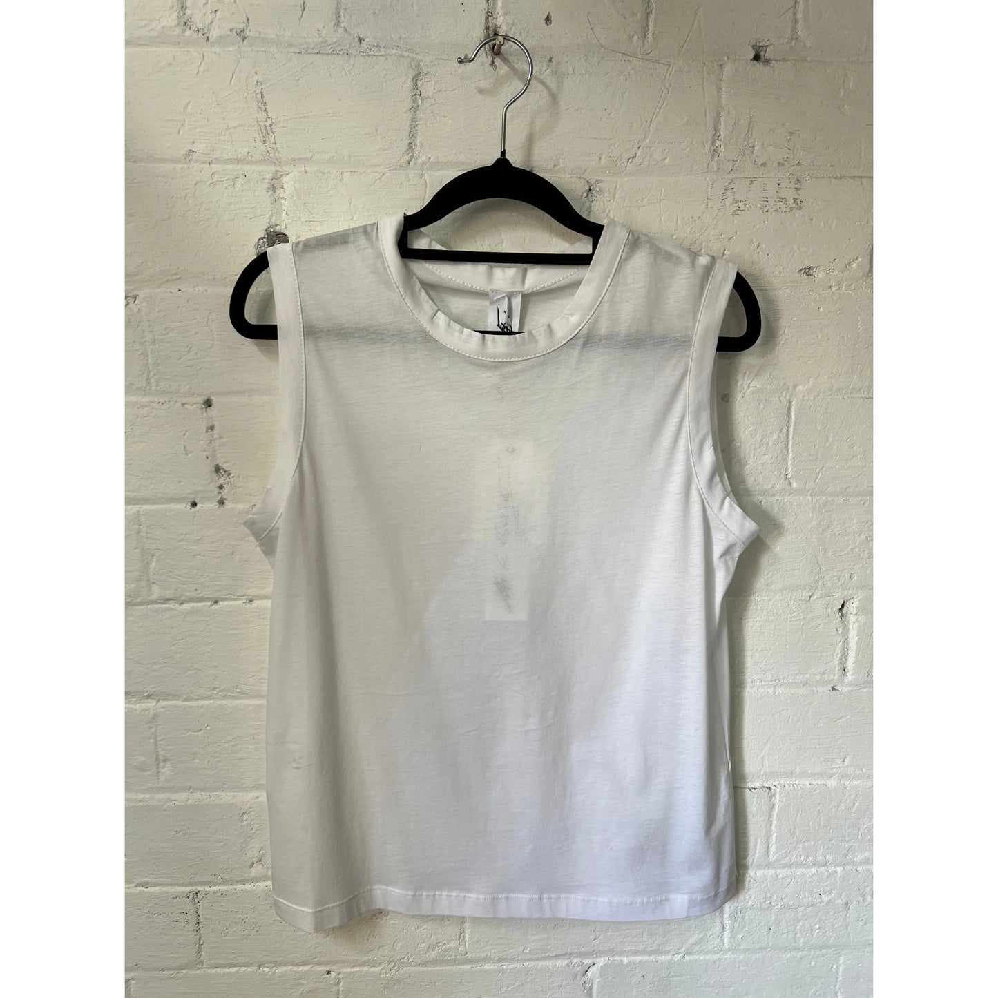 M.A Dainty Violet Singlet - White