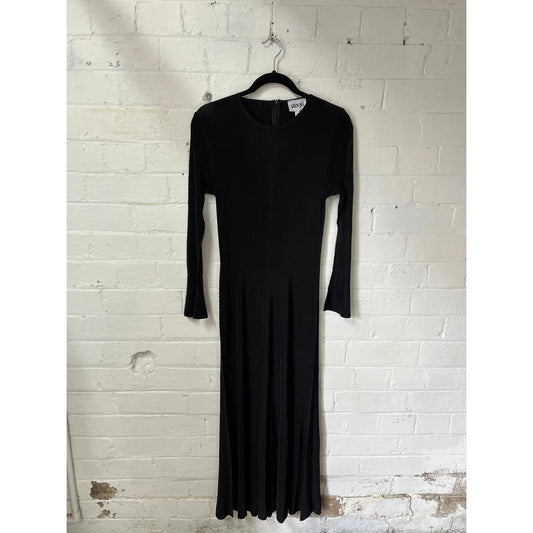 Ginni Heart Of Gold Black Maxi Dress