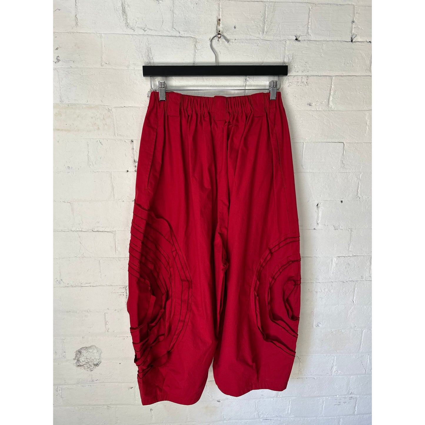 Moyuru Red Pants M261 478