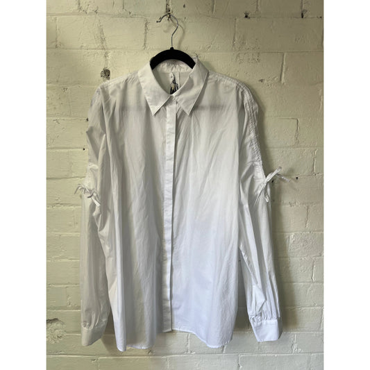 M.A Dainty Slider Shirt - White