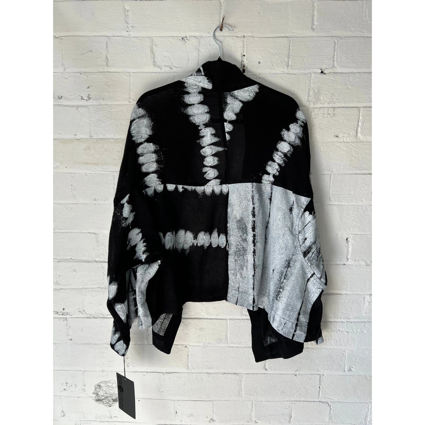 Moyuru Blouse 456 - Black/White