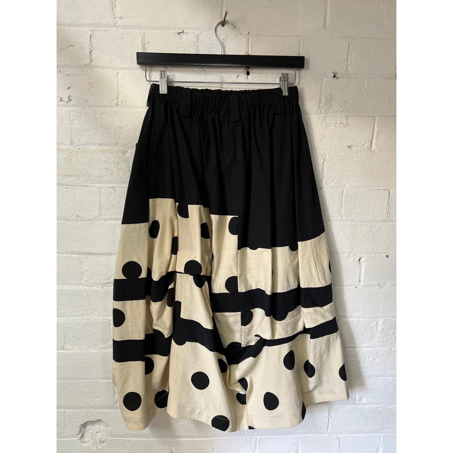 Moyuru Skirt 641 - Natural/Black