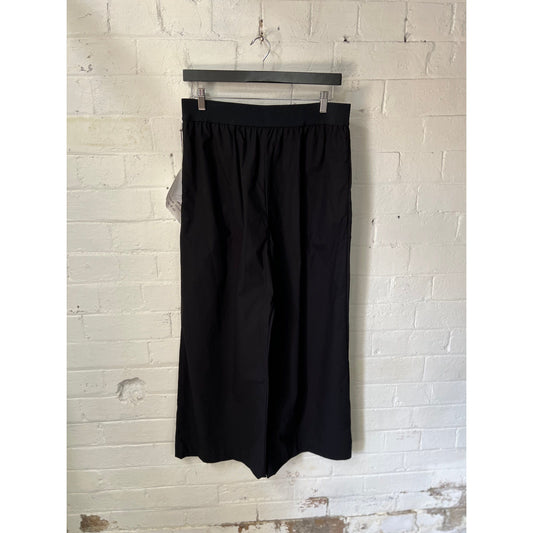 Akira Gathered Pants
