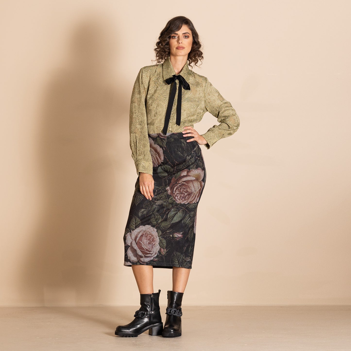 Megan Salmon Felt Pencil Skirt - Old Roses