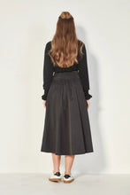 Verge Stroll Skirt
