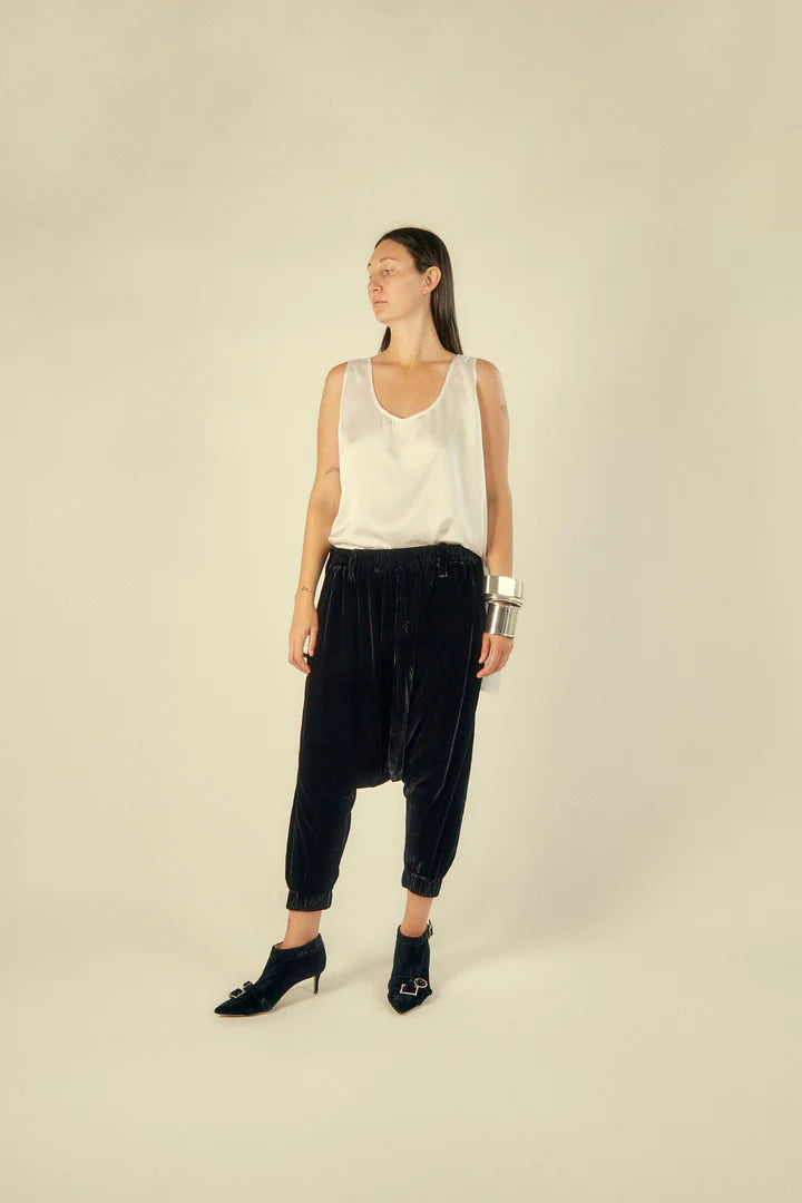 Label Label Velvet Bargo Pant - Black