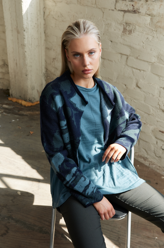 Vale and Ward Demi Jacket - Ocean