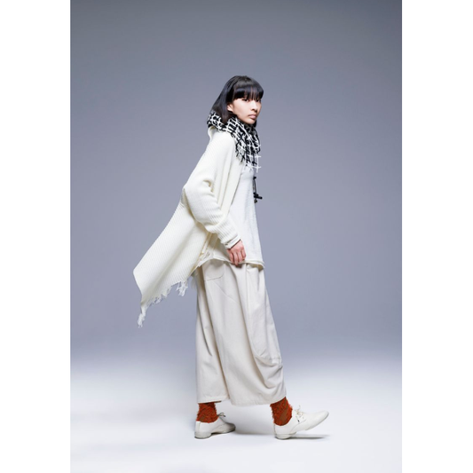 Moyuru Pullover 004  - White