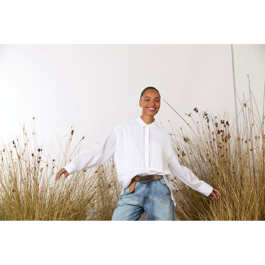 M.A Dainty Bobby Pin Shirt - White