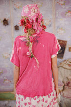 Magnolia Pearl Faded Heart T 2384